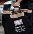 Movimentação na sede da Polícia Federal, em São Paulo (SP), durante a Operação Capitu, deflagrada na manhã desta sexta-feira (9)  Foto: Newton Menezes / Futura Press