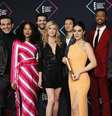People’s Choice Awards: O elenco de "Shadowhunters: The Mortal Instruments", série premiada (11/11/2018)  Foto: Danny Moloshok / Reuters