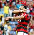 Dourado comemora gol do Flamengo contra o Santos  Foto: Rudy Trindade / Framephoto / Estadão Conteúdo