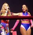 Luisa Sonza e Anitta se apresentaram na festa Combatchy  Foto: Reprodução