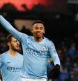 Gabriel Jesus comemora o segundo gol na partida  Foto: Jason Cairnduff / Reuters