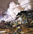 Um bar explodiu em Sapporo, no Japão, neste domingo (16)  Foto: Kyodo / Reuters