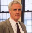 O prof. Peter Coleman estuda quais as condições para que conversas difíceis entre pessoas com opiniões opostas acabem bem  Foto: Divulgação / BBC News Brasil