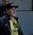 Técnico do Dorados, Maradona chega ao estádio Alfonso Lastras  Foto: Henry Romero / Reuters