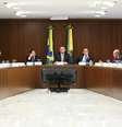 Presidente Jair Bolsonaro comanda primeira reunião ministerial do novo governo
03/01/2019
Marcos Correa/Presidency/Handout via REUTERS  Foto: Reuters