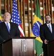 O novo chanceler brasileiro, Ernesto Araújo, e o secretário de Estado dos Estados Unidos, Mike Pompeo, durante entrevista coletiva no Palácio do Itamaraty  Foto: Marcelo Camargo / Agência Brasil