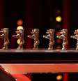 Urso de Ouro do Berlinale, o Festival Internacional de Cinema de Berlim  Foto: Fabrizio Bensch / Reuters