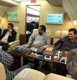 O Presidentente Jair Bolsonaro ao lado do filho, o deputado federal Eduardo Bolsonaro, o ministro das Relações Exteriores Ernesto Araújo e o ministro da Justiça Sérgio Moro dentro do avião presidencial indo para Davos   Foto: TWITTER /EDUARDOBOLSONARO / Estadão Conteúdo