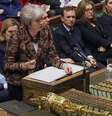 May afirmou aos parlamentares que não descarta um Brexit sem acordo  Foto: DW / Deutsche Welle
