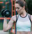 Séries e repetições: descubra quantas você deve fazer no seu treino!  Foto:  Freepik / Sport Life