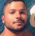 Rodrigo Santana (à direita) com JR Figueiredo: comediante afirma que o namorado mudou sua vida para melhor  Foto: Reprodução
