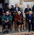As mulheres têm mais chances do que os homens de chegar aos 100 anos  Foto: Getty Images / BBC News Brasil