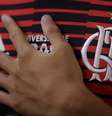 Torcedor do Flamengo durante missa  Foto: Ricardo Moraes / Reuters