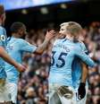 Agüero marcou três gols na goleada do Manchester City sobre o Chelsea  Foto: Carl Recine / Reuters