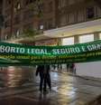 Protesto de mulheres em Porto Alegre (RS) contra a PEC 181/2011 que pretende proibir aborto  Foto: Davi Magalhães / Futura Press