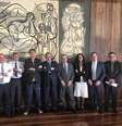 Presidente Jair Bolsonaro e ministros no Palácio da Alvorada - De chinelos e camisa do Palmeiras na residência oficial da Presidência, Jair Bolsonaro posa com Major Vitor Hugo (PSL), o ministro da Casa Civil, Onyx Lorenzoni (DEM), o ministro da Secretaria de Governo, o General Santos Cruz, o ministro da Economia Paulo Guedes e o Secretário Especial de Previdência, Rogério Marinho.  No encontro, o presidente aprovou a proposta de idades mínimas de 62 e 65 anos para aposentadoria no projeto da reforma da Previdência.   Foto: Presidência da República/Divulgação / Estadão Conteúdo