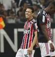 Hernanes, do São Paulo, em partida contra o Corinthians válida pela 7ª rodada do Campeonato Paulista 2019, na Arena Corinthians, em Itaquera, zona leste de São Paulo, na noite deste domingo (17).  Foto: ALE VIANNA/ELEVEN / Estadão Conteúdo