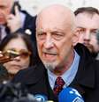 Peter Isley, sobrevivente de abuso sexual cometido por um padre, fala com repórteres no Vaticano
20/02/2019 REUTERS/Remo Casilli   Foto: Reuters