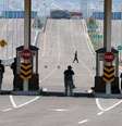 Militares venezuelanos bloqueiam ponte na fronteira com a Colômbia  Foto: ANSA / Ansa - Brasil