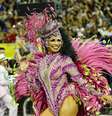 Aline de Oliveira, rainha de bateria da Mocidade Alegre, durante desfile da escola de samba em 2018  Foto: Newton Menezes / Futura Press