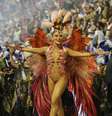 Juliana Paes segue à frente da Grande Rio pela 2ª vez consecutiva  Foto: SERGIO MORAES / Reuters