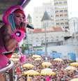 Pabllo Vittar divertiu foliões em bloco animado em São Paulo  Foto: Henrique Barreto / Futura Press