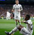 Vinicius Jr reclama durante jogo do Real Madrid contra o Ajax  Foto: Mutsu Kawamori/AFLO / Reuters