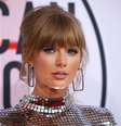 Taylor Swift no American Music Awards 2018  Foto: Mike Blake  / Reuters