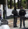 Policiais em frente à escola Raul Brasil após tiroteio em Suzano (SP)
13/03/2019
REUTERS/Amanda Perobelli  Foto: Reuters