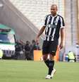 Roger, jogador do Ceará, durante partida contra o Altos-PI, válida pela terceira rodada da primeira fase da Copa do Nordeste 2019  Foto: Caio Rocha / Photopress / Gazeta Esportiva