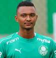Luan Candido durante o treino do Palmeiras realizado na Academia de Futebol do clube em São Paulo (SP).  Foto: JALES VALQUER/FRAMEPHOTO / Estadão