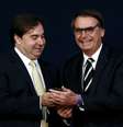 O presidente da câmara dos deputados, Rodrigo Maia e o presidente Jair Bolsonaro, durante solenidade de posse dos aprovados no vigésimo nono concurso público para provimentos de cargos de procurador da república  Foto: Walterson Rosa / Framephoto / Estadão
