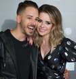 Sandy e Junior cantam juntos após anúncio de turnê ao gravar 'Caldeirão' nesta quarta-feira, dia 20 de março de 2019  Foto: Divulgação, Regis Motsuki / PurePeople