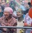 Aleide Tebaldi, aos 92 anos de idade, curtindo um show de música eletrônica em Vitória, no Espírito Santo.   Foto: Instagram/@jessbenevides / Estadão