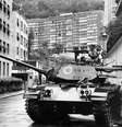 Tanque do exército pára próximo à casa do presidente deposto, João Goulart, nas Laranjeiras. O Golpe de 64 submeteu o Brasil a uma ditadura militar que durou até 1985  Foto: Arquivo / Estadão Conteúdo