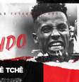 Tchê Tchê é o nono reforço do clube na temporada.  Foto: Divulgação/ São Paulo FC / Estadão
