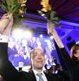 A extrema-direita ficou em segundo lugar nas eleições, por uma margem muito pequena de diferença em relação ao Partido Social Democrata  Foto: Reuters / BBC News Brasil