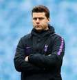 Pochettino durante treino do Tottenham  Foto: Jason Cairnduff / Reuters