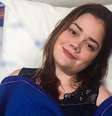 Suzane teve que parar de estudar por causa da doença  Foto: Arquivo Pessoal / BBC News Brasil