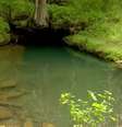 Josh Bratchley estava explorando uma caverna no Tennessee quando ficou preso  Foto: Reuters / BBC News Brasil