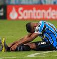 Michel, do Grêmio, lamenta derrota da equipe ao final da partida contra o Libertad, válida pelo Grupo H da Copa Libertadores, na Arena do Grêmio, em Porto Alegre (RS)  Foto: Max Peixoto / Dia Esportivo / Estadão