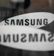Logotipo da Samsung é visto em prédio em Seul.  23/3/2018. REUTERS/Kim Hong-Ji/File Photo   Foto: Reuters
