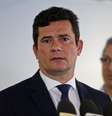 O ministro da Justiça e Segurança Pública, Sérgio Moro, fala com a imprensa em dia de participação de encontro para tratar sobre as políticas públicas de combate ao crime, na Cidade Administrativa, em Belo Horizonte (MG), nesta sexta-feira, 26.  Foto: MARIELA GUIMARÃES/O TEMPO / Estadão