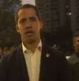 Guaidó aparece no vídeo junto a militares e a outro líder da oposição, Leopoldo López, que estava preso  Foto: Twitter @jguaido / BBC News Brasil