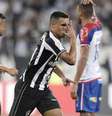 Erik, do Botafogo, comemora após marcar gol na partida contra o Bahia, válida pela segunda rodada do Campeonato Brasileiro 2019, realizada no Estádio Nilton Santos (Engenhão), zona norte da capital paulista, nesta quinta-feira (02).  Foto: ALEXANDRE DURÃO/CÓDIGO19 / Estadão