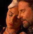 Lady Gaga e Bradley Cooper na performance da música 'Shallow' durante o Oscar.  Foto: Lady Gaga, Bradley Cooper - Shallow (From 'A Star Is Born'/Live From The Oscars) (2019)/YouTube/Reprodução / Estadão