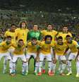 Seleção Brasileira antes da final da Copa das Confederações de 2013, no Maracanã  Foto: Nilton Fukuda / Estadão