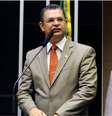 Improvável aproximação é liderada por parlamentares como Sóstenes Cavalcante (DEM-RJ) e Maria do Rosário (PT-RS)  Foto: Câmara dos Deputados / BBC News Brasil