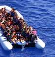 Bote com migrantes no Mediterrâneo, em foto de arquivo  Foto: ANSA / Ansa - Brasil
