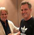 Presidente Rodolfo Landim fecha acerto com Jorge Jesus como novo técnico do Flamengo.  Foto: Reprodução/Flamengo Twitter / Estadão